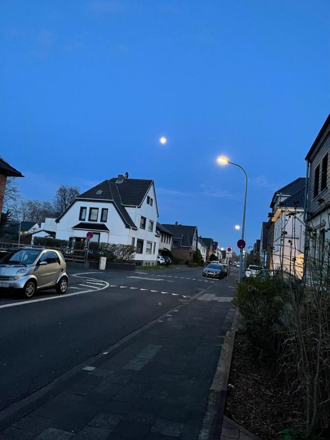 Comfortable Shared Apartment With Private Room In Wesseling Eksteriør bilde