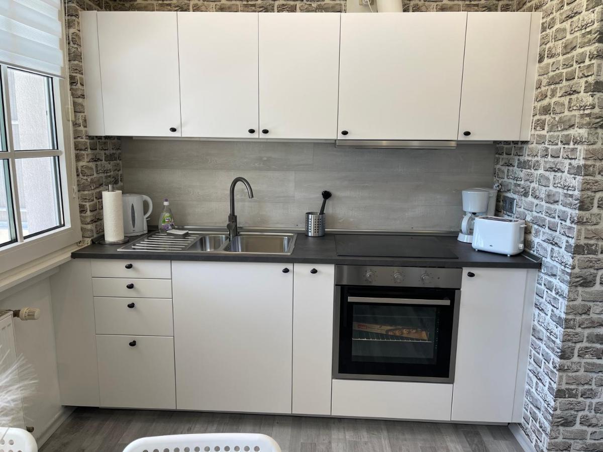 Comfortable Shared Apartment With Private Room In Wesseling Eksteriør bilde