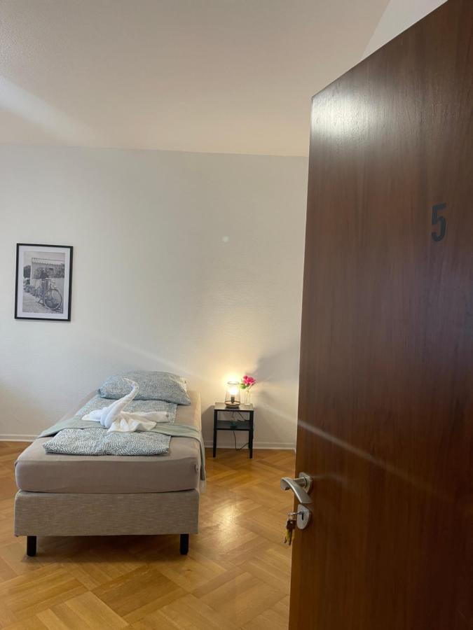 Comfortable Shared Apartment With Private Room In Wesseling Eksteriør bilde
