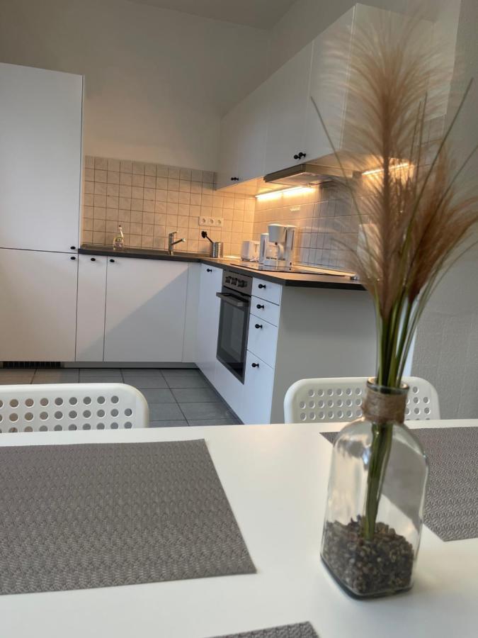 Comfortable Shared Apartment With Private Room In Wesseling Eksteriør bilde